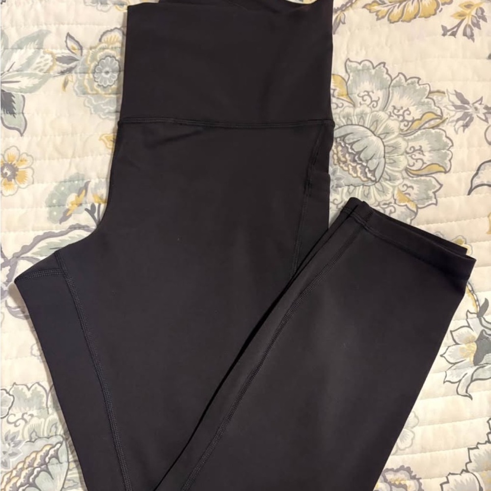 Lululemon Wunder Train High-Rise Tight with Pockets 25" Size 12